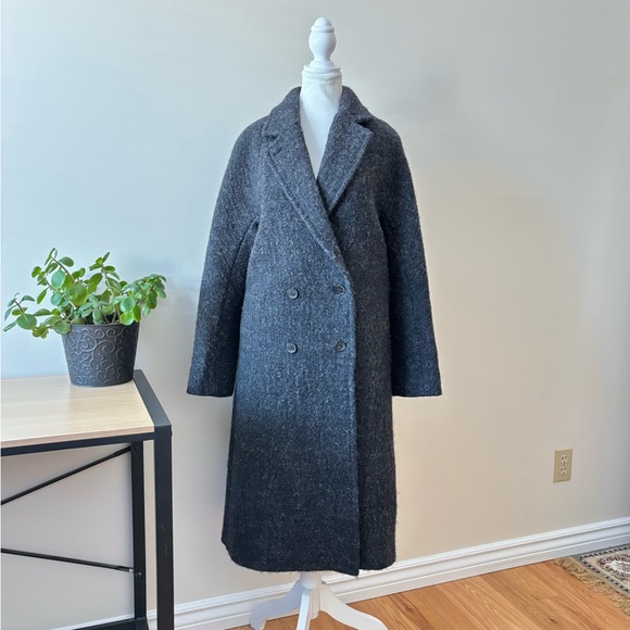 Aritzia Jackets & Blazers - The Slouch Wool Coat